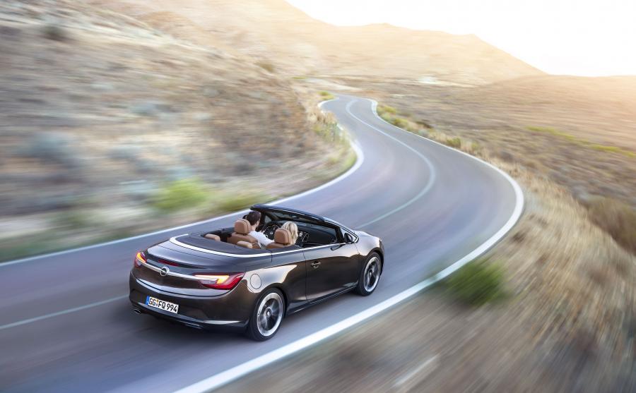  Opel Cascada 2012 года  (фото 81 из 83)